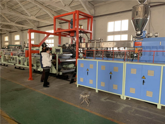 Cina QINGDAO AORUI PLASTIC MACHINERY CO.,LTD1