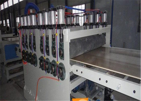 Mesin Foam WPC PVC Durable untuk Pembuatan Board Pintu, Motor Listrik