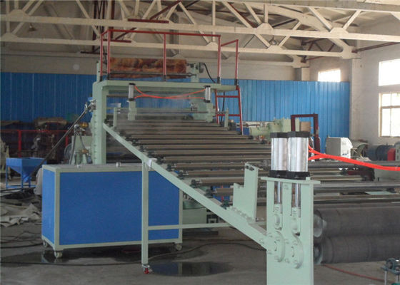 Harga yang bagus Sepenuhnya Otomatis Wpc Pvc Foam Board Mesin Resistensi Dampak Tinggi on line