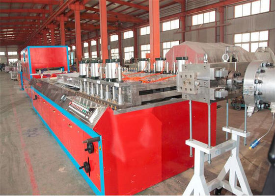 Harga yang bagus Lini produksi PP PE Berongga Profil Mesin WPC PVC Plastik Plastik Profil on line