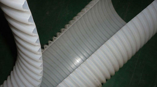 Harga yang bagus Plastik PE HDPE LDPE Garis Ekstrusi Pipa Sekrup Tunggal 380V 50 HZ Umur Panjang on line