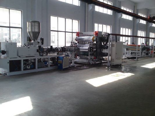 Harga yang bagus Mesin WPC CELUKA Foam Board untuk Kamar Mandi, WPC Skinning Foam Board Extruder on line