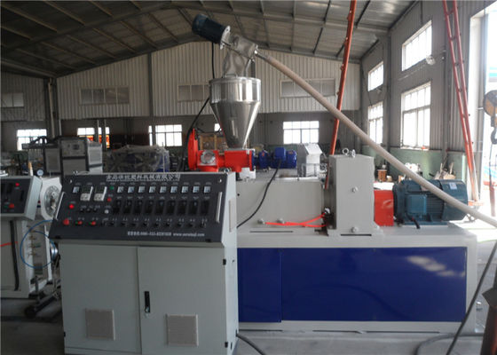 Harga yang bagus 220-380V 3 Phase Pvc Pipe Line Produksi dengan Dua Sekrup on line