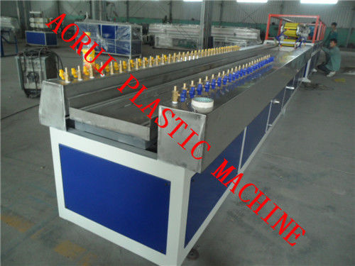 Harga yang bagus Jalur Produksi Plastik Partisi Kabin WPC, Mesin Profil Bench on line