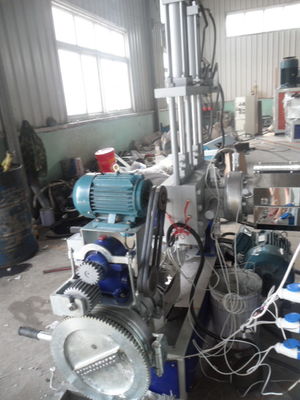Harga yang bagus PP / PE Dua Tahap Spaghetti Daur Ulang Granule Single Screw Extruder on line