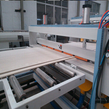 Harga yang bagus Papan Kabinet Mesin Papan Busa WPC on line