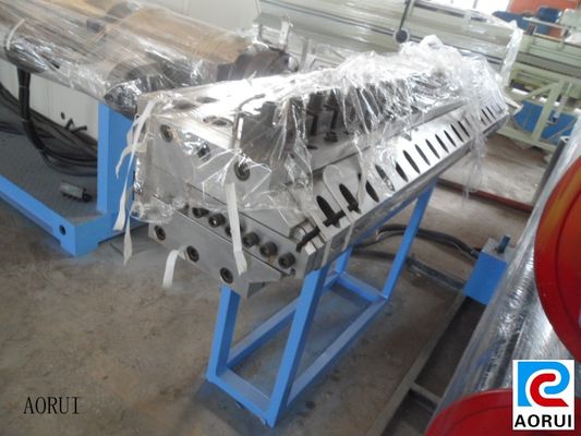 Harga yang bagus PP / PE Hollow Grid Plastik Extrusion Line, PE Dekorasi Dewan Extruder on line