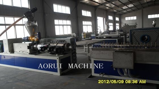 Harga yang bagus Mesin Ekstrusi Profil Plastik WPC Lemari, Lini Produksi Profil Lounge WPC on line