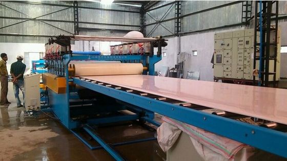 Harga yang bagus 1-30mm Tebal Lini Produksi Papan WPC Double Screw Wood Plastic Composite Extruder on line