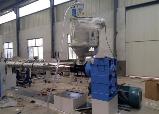 Harga yang bagus Single Screw Plastic Pipe Extrusion Line 20 - 630mm Mesin Extruder Pipa PE on line