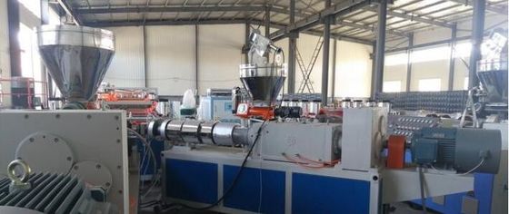 Harga yang bagus 3 Lapisan WPC Konstruksi Jalur Produksi / Extruder Template Konstruksi on line