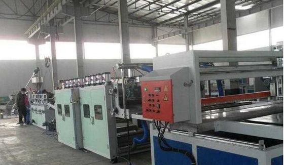 Harga yang bagus Mebel Kayu Komposit Lini produksi Pintu Wpc Untuk Pintu Kayu Plastik Komposit on line