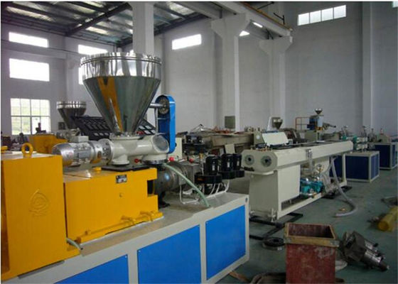 Harga yang bagus 20-800mm PVC Plastik Pipa Extrusion Line Extruder Double screw Output tinggi on line