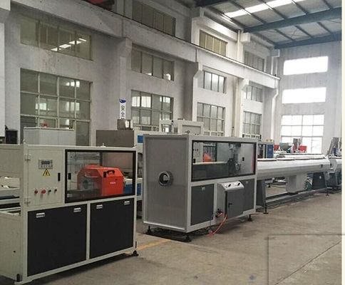 Harga yang bagus Output Tinggi PVC Plastik Extrusion Line, pvc Twin pipa Extrusion Production Line on line