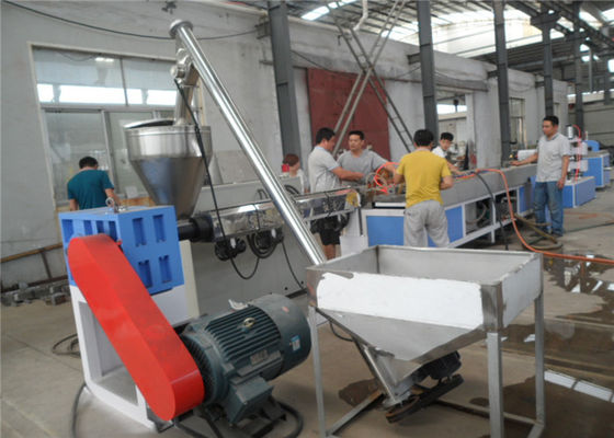 Harga yang bagus Rangka Pintu Sekrup Ganda Jalur Produksi WPC Profil Omron Kontrol Suhu on line
