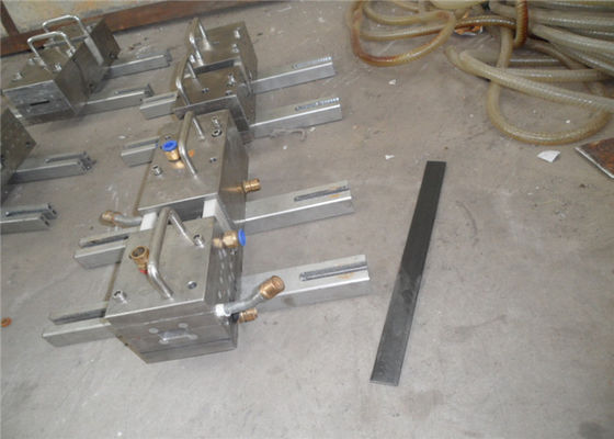 Harga yang bagus Mesin Ekstrusi Profil PVC WPC 38Cr Screw Plastic Profile Extruder on line