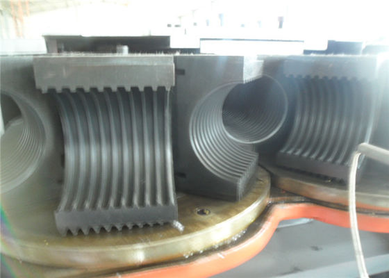 Single Wall Corrugated Plastic Pipe Extrusion Line PP PE Mesin pembuatan pipa PVC