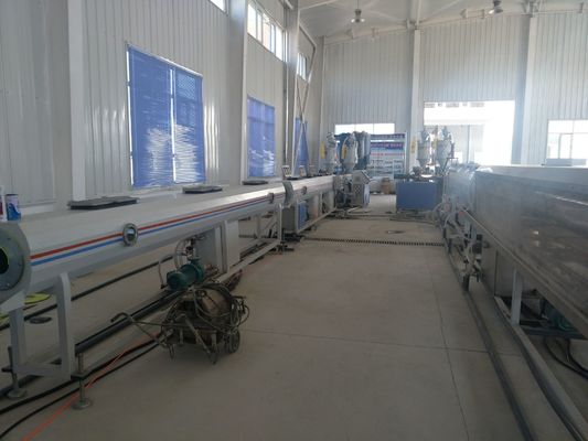 Plastik HDPE Sewage Tube Membuat Mesin Single Screw Extruder PE PP Duct Production Line