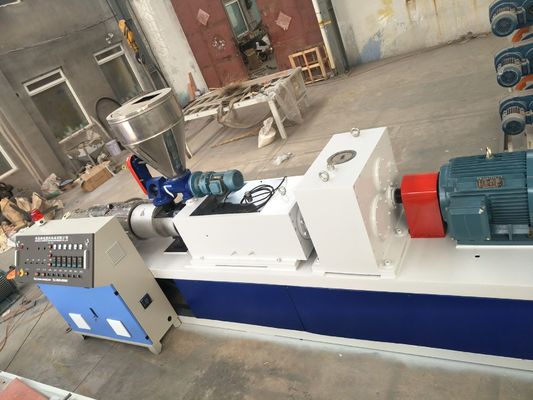 5 Zona pendinginan Peralatan Pelletizer HDPE Strand 380B 50HZ Untuk output yang konsisten