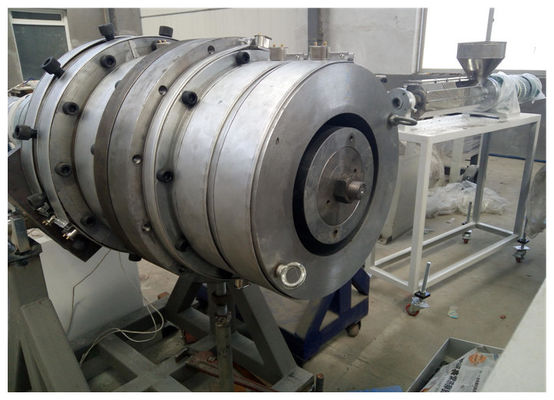 Harga yang bagus 16mm hingga 63mm PP PE PPR Pipe Production Line, Single Screw Extruder PE Pipe Making Machine on line