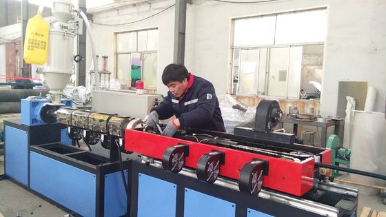 Harga yang bagus PP PE Single Wall Bergelombang Saluran Saluran Pipa Ekstrusi Tahan Suhu Tinggi on line