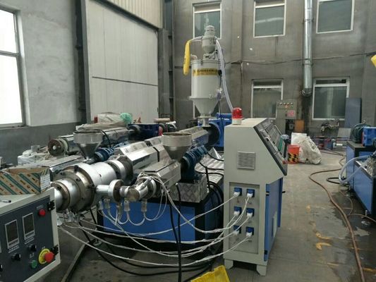 Baris Produksi Pipa Plastik Disesuaikan Baris Produksi Pipa PVC Untuk Pipa PP PE PVC