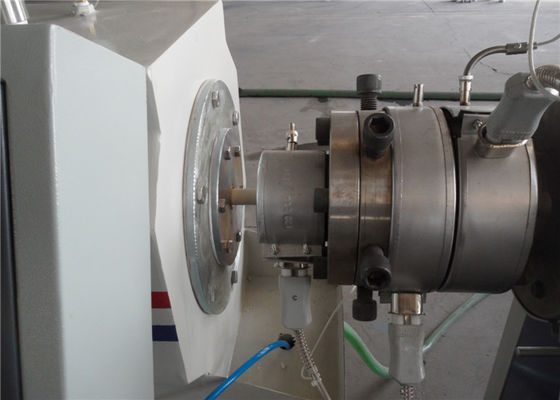 PVC Pipe Extruder Line 20mm - 110mm PVC Pipe Extrusion Line Dapat disesuaikan