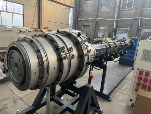 16mm sampai 630mm HDPE Pipe Line Produksi, Single Screw Extruder