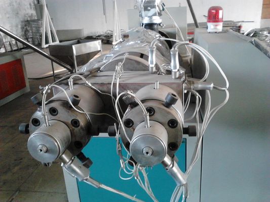 Harga yang bagus PVC Twin Screw Plastik Pipa Garis Ekstrusi, Mesin Extruder Pipa on line