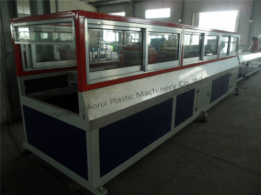 Harga yang bagus Stain steel PVC WPC Plastik Profil Garis Ekstrusi, WPC Profil Ceilling Panel Machine on line