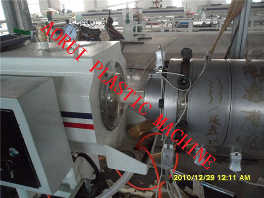 Harga yang bagus Dingin / Panas Air Pipa Plastik Extruder Single Screw Co-Extruding on line