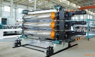 Harga yang bagus PP PC Plastik Hollow Grid Sheet Dewan Plastik Garis Ekstrusi Dengan Extruder Sscrew Tunggal on line