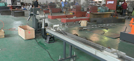 Harga yang bagus Mesin Butiran Plastik Sekrup Kembar PET, Extruder Granulator Kapasitas Tinggi on line