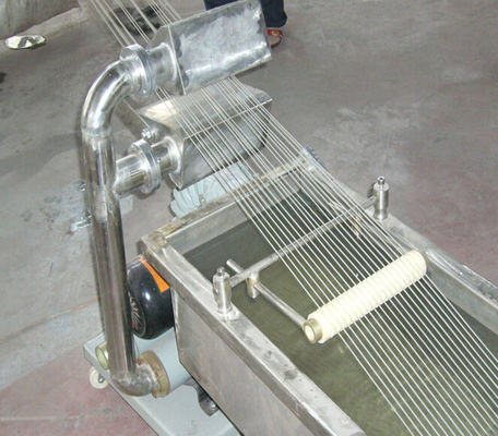 Harga yang bagus PET Daur Ulang Kepala Cutting Granul Extruder, Pelletizer Serpih Terbuang on line