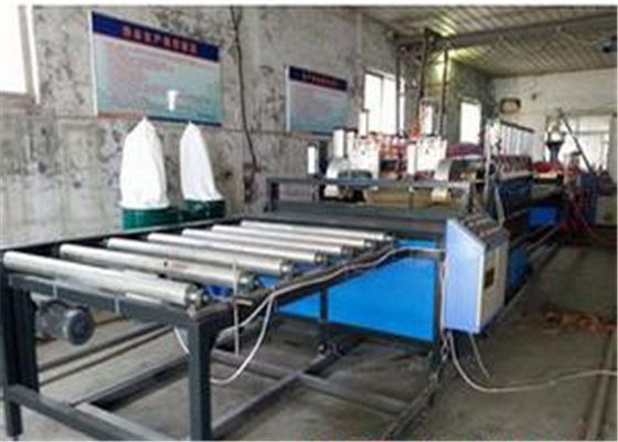 Harga yang bagus PVC PP PE Foam Dewan Plastik Extrusion Machine Untuk Furniture on line