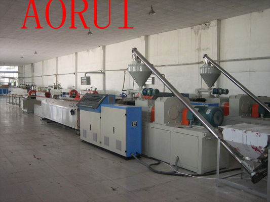 Harga yang bagus Lini Produksi PVC WPC Profil Efisiensi Tinggi Untuk Dekorasi / Plafon on line